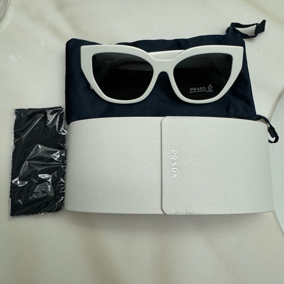 Prada Cream Cat-Eye Sunglasses with Dark Lenses - Picture 6 of 8